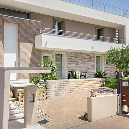 Villa Aurora-Holiday Home Apt 1 Bardolino Exterior photo