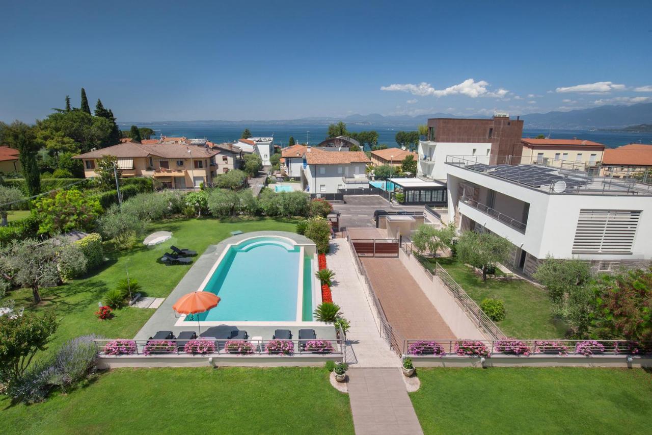 Villa Aurora-Holiday Home Apt 1 Bardolino Exterior photo