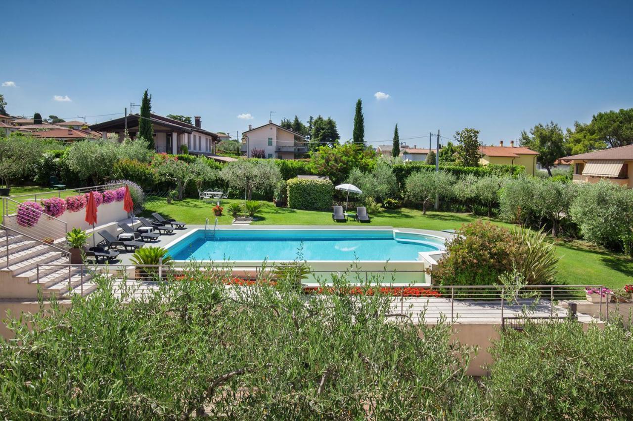 Villa Aurora-Holiday Home Apt 1 Bardolino Exterior photo