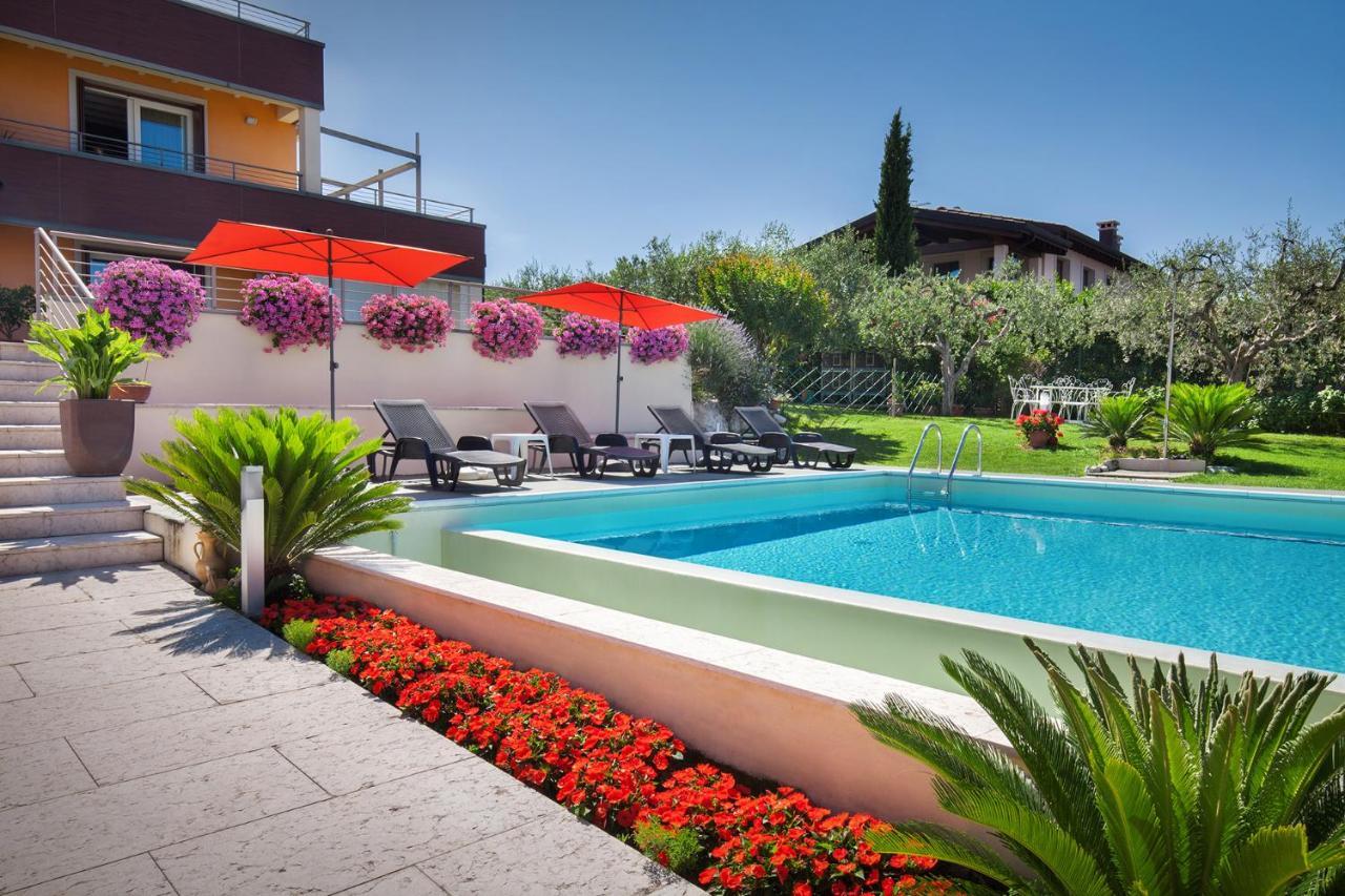 Villa Aurora-Holiday Home Apt 1 Bardolino Exterior photo